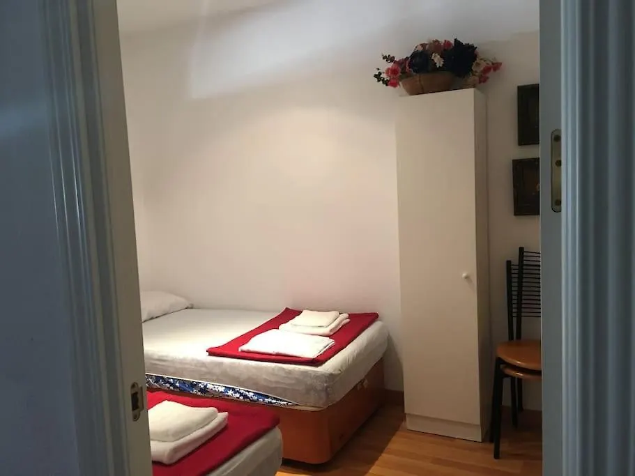 טורמולינוס Little Big Apartment 0*,